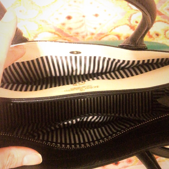 Kate Spade Green, White, & Navy Tote with strap - Picture 6 of 8